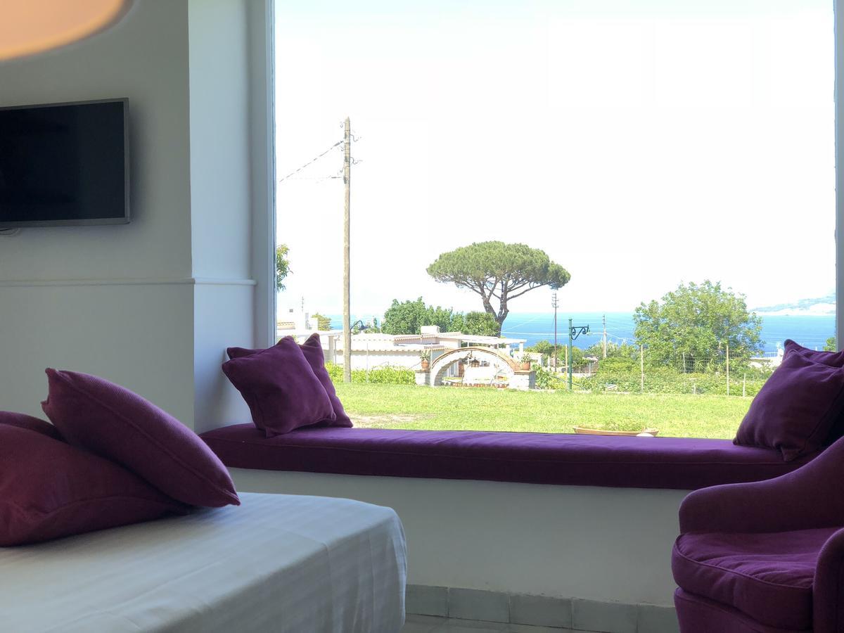 Marunnella Suites Capri Bagian luar foto